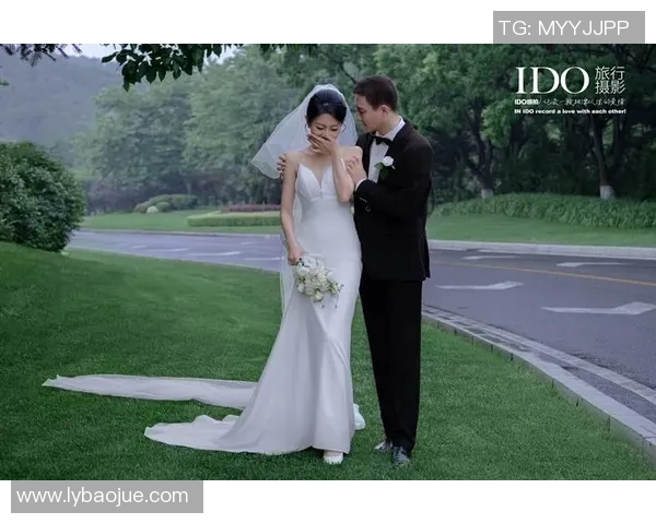 浪漫婚纱之美:穿越时光的爱情誓言与梦幻设计